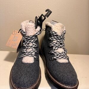 Women's Charcoal Wool Winter Boots